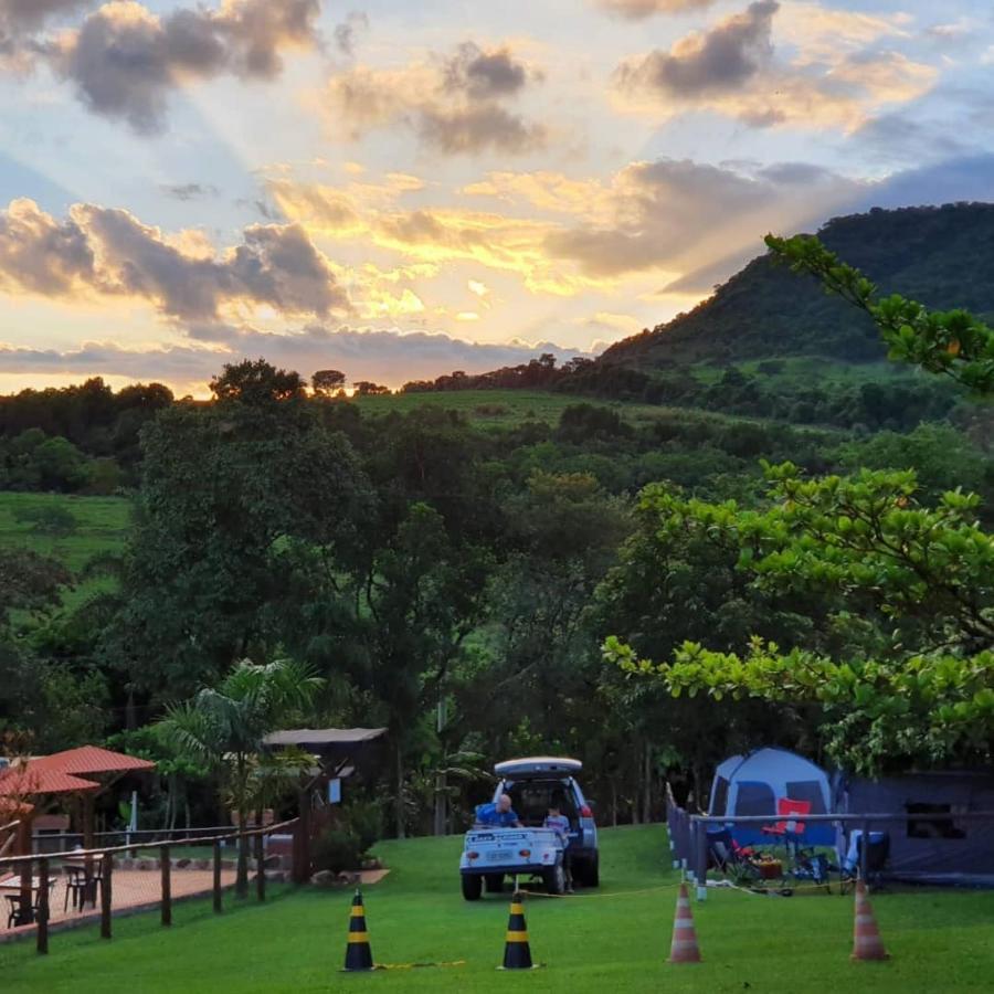 Cabana Hostel Sobrado Ecopark Águas de São Pedro المظهر الخارجي الصورة